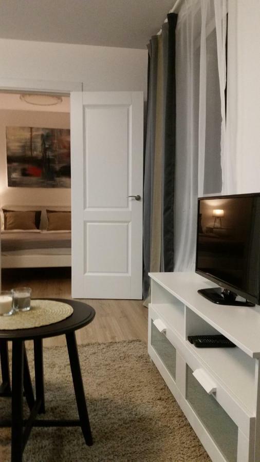 וילנה Elegant Apartment Close To The Old Town מראה חיצוני תמונה